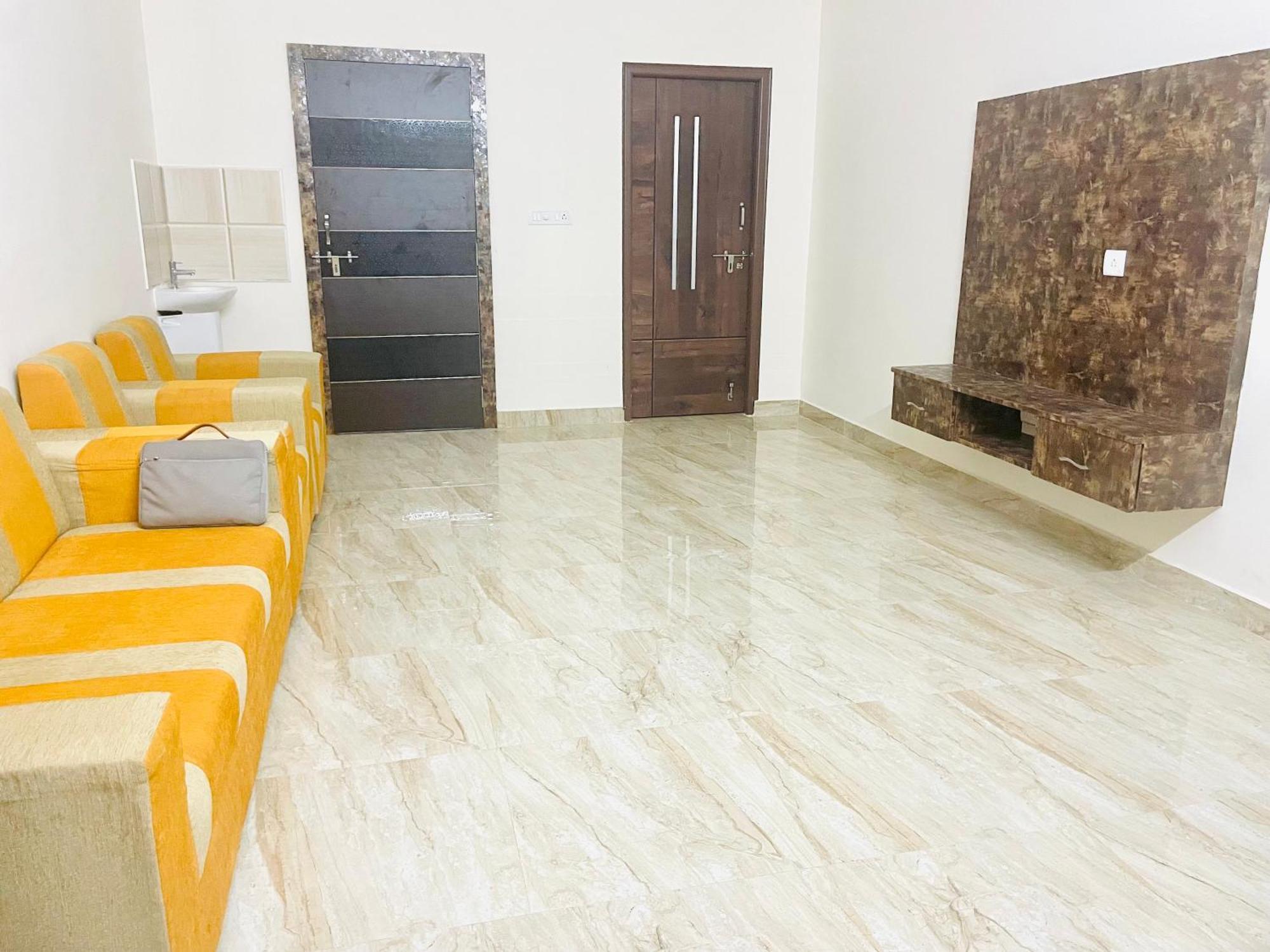 Pearl Stays, Tirupathi Тирупати Екстериор снимка