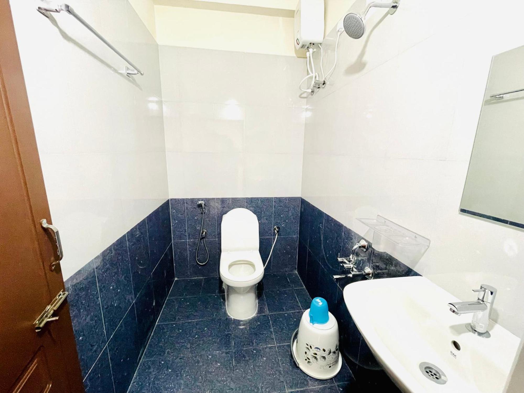 Pearl Stays, Tirupathi Тирупати Екстериор снимка