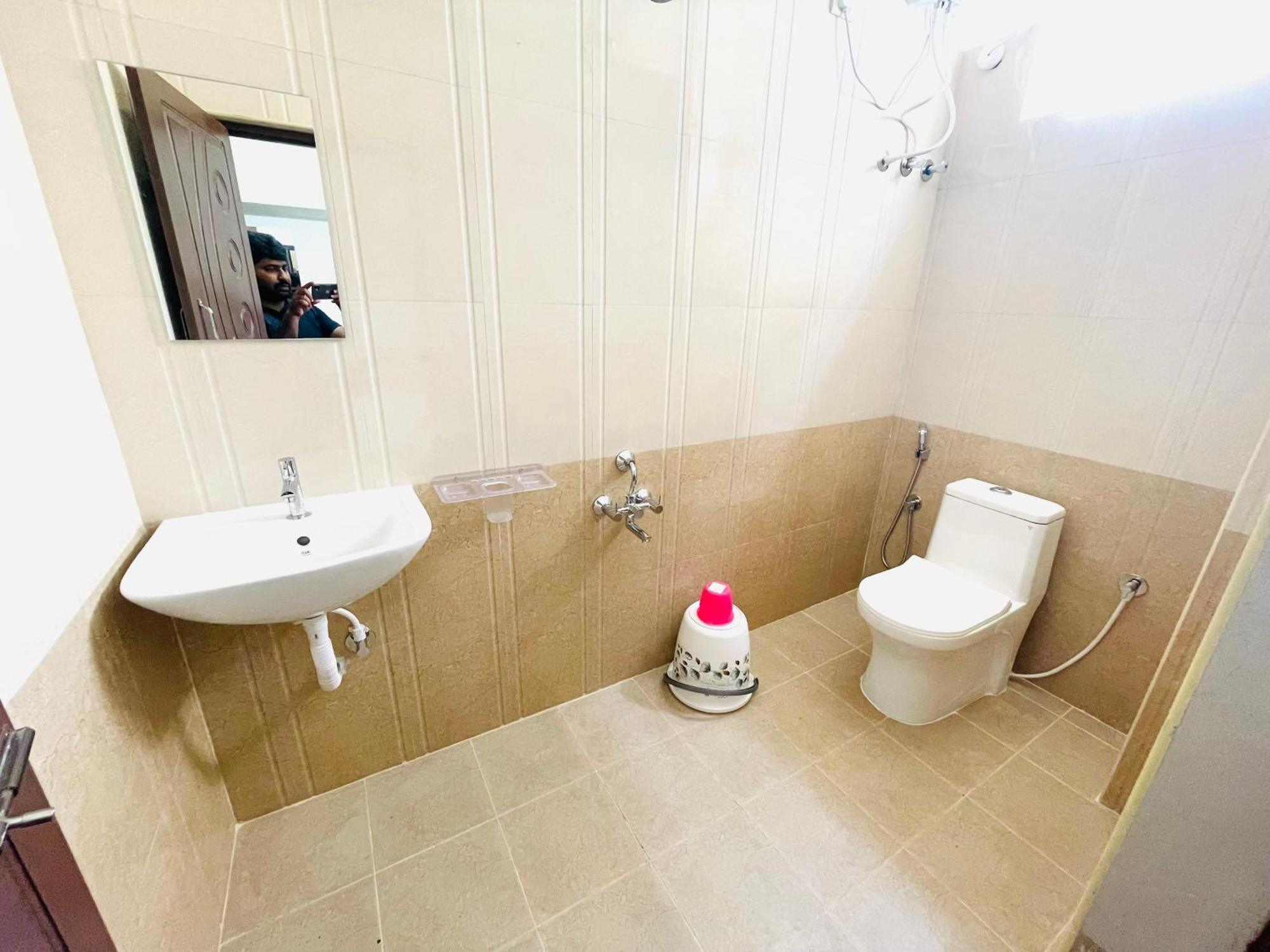 Pearl Stays, Tirupathi Тирупати Екстериор снимка