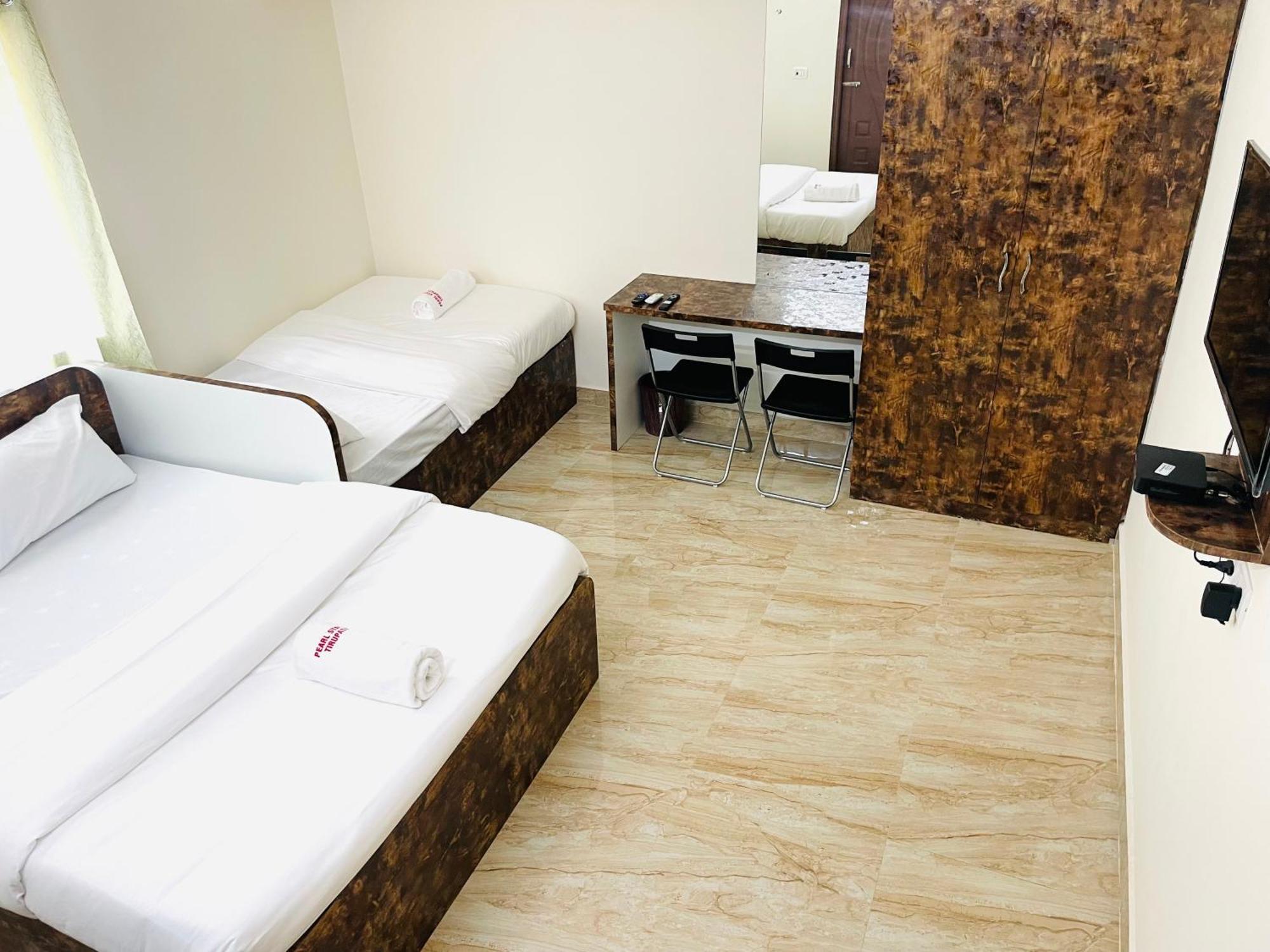 Pearl Stays, Tirupathi Тирупати Екстериор снимка